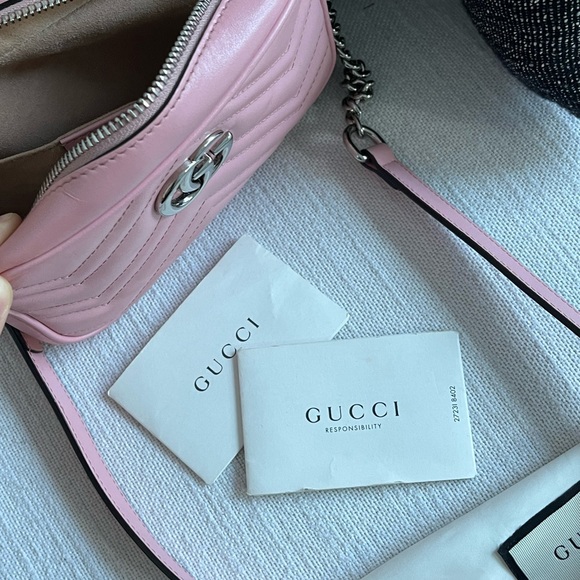 Gucci GG Matelassé Marmont Mini Shoulder Bag in Pink with Silver (RARE COLOR) - Picture 5 of 13